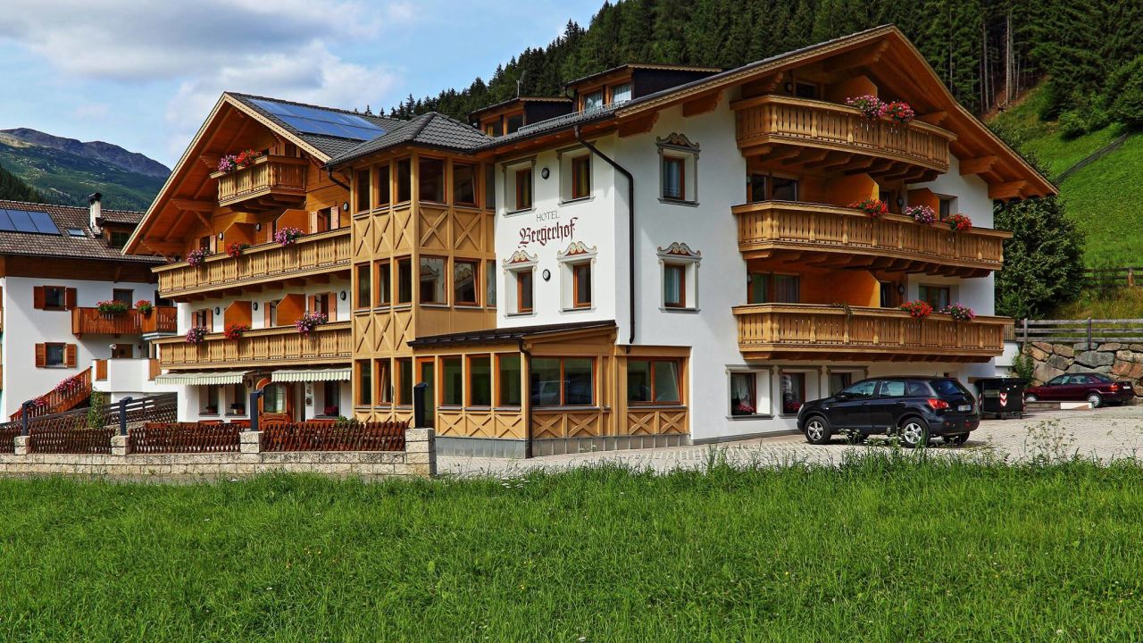 Almhotel Bergerhof-April 2025