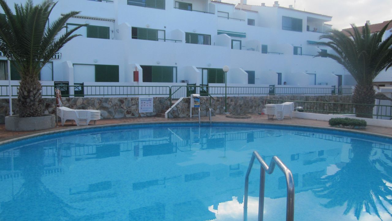 Alondras Park Hotel-April 2024