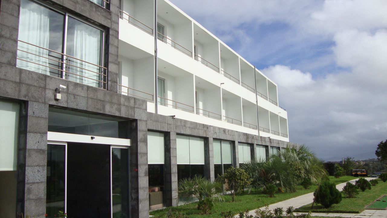 Aparthotel Acorsonho-April 2024