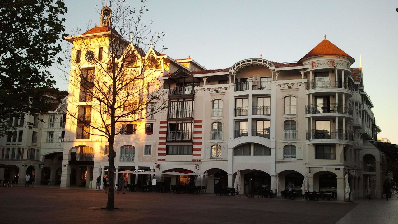 Apartments Residhome Arcachon Plazza Hotel-Mai 2024