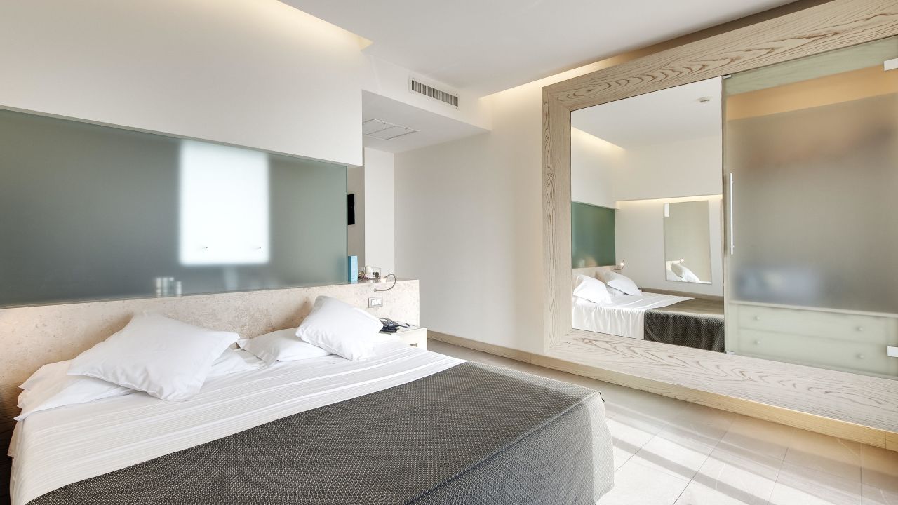 Aran Blu Hotel-April 2025
