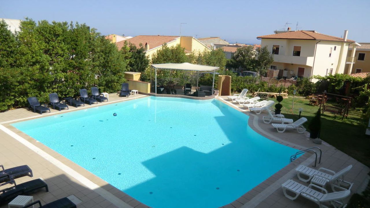 Ariadimari Hotel-Juni 2025