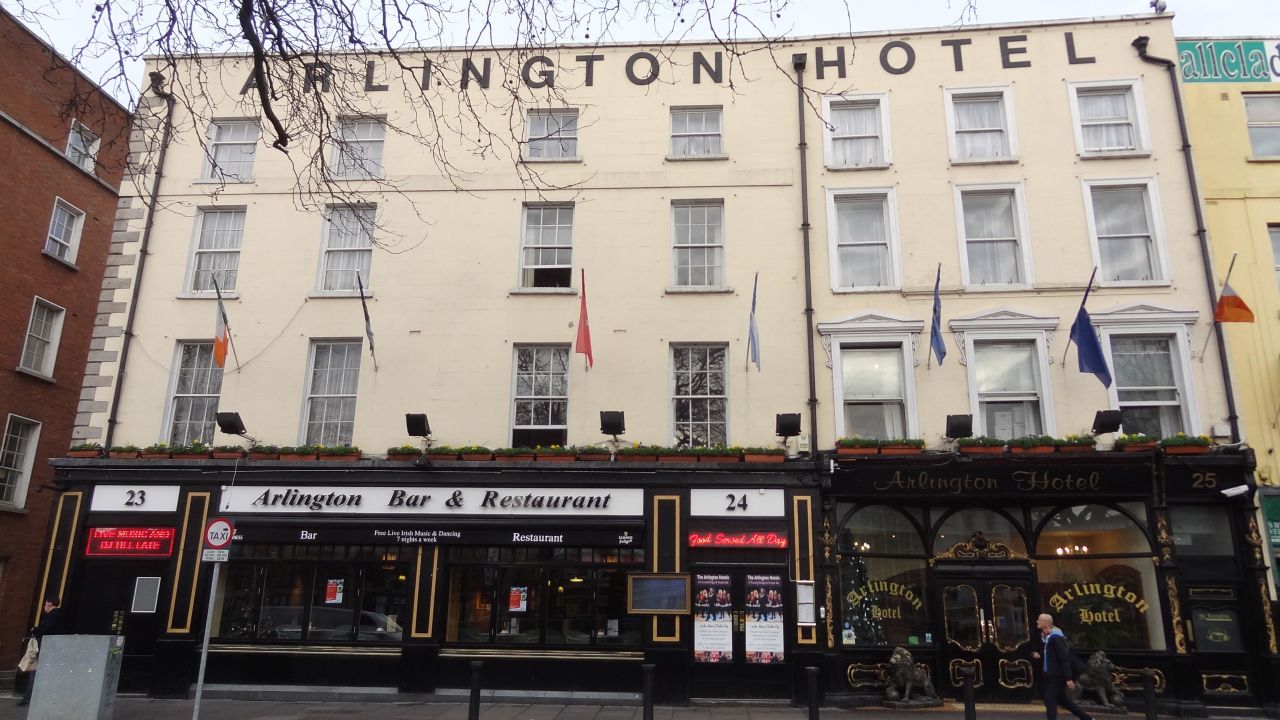 Arlington Hotel-Mai 2025