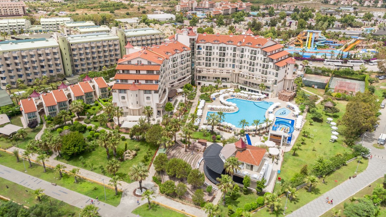 Bella Resort & Spa Hotel-Mai 2024
