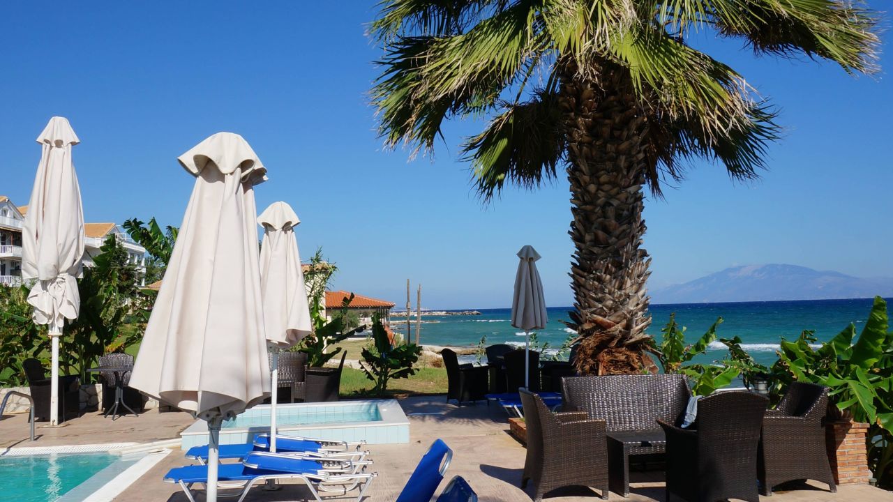Belussi Beach Hotel-Juni 2025