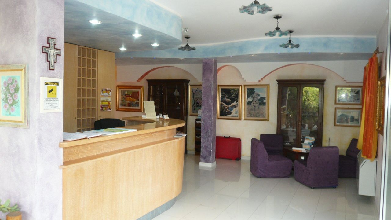 Bonsai Hotel-Mai 2025