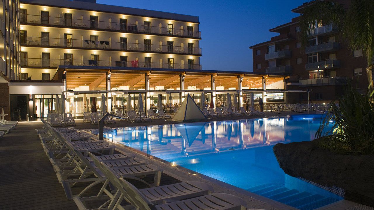 Caravia Beach Hotel-Mai 2024