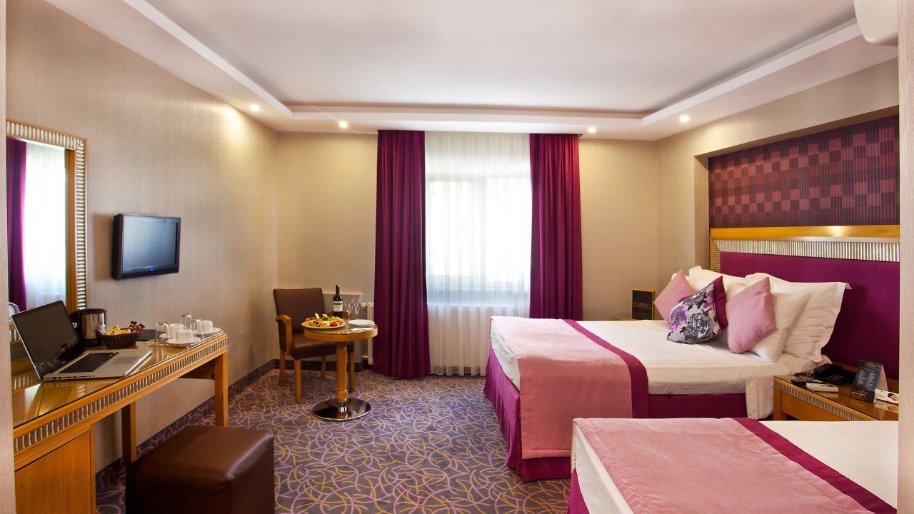 Carlton Istanbul Hotel-Mai 2024