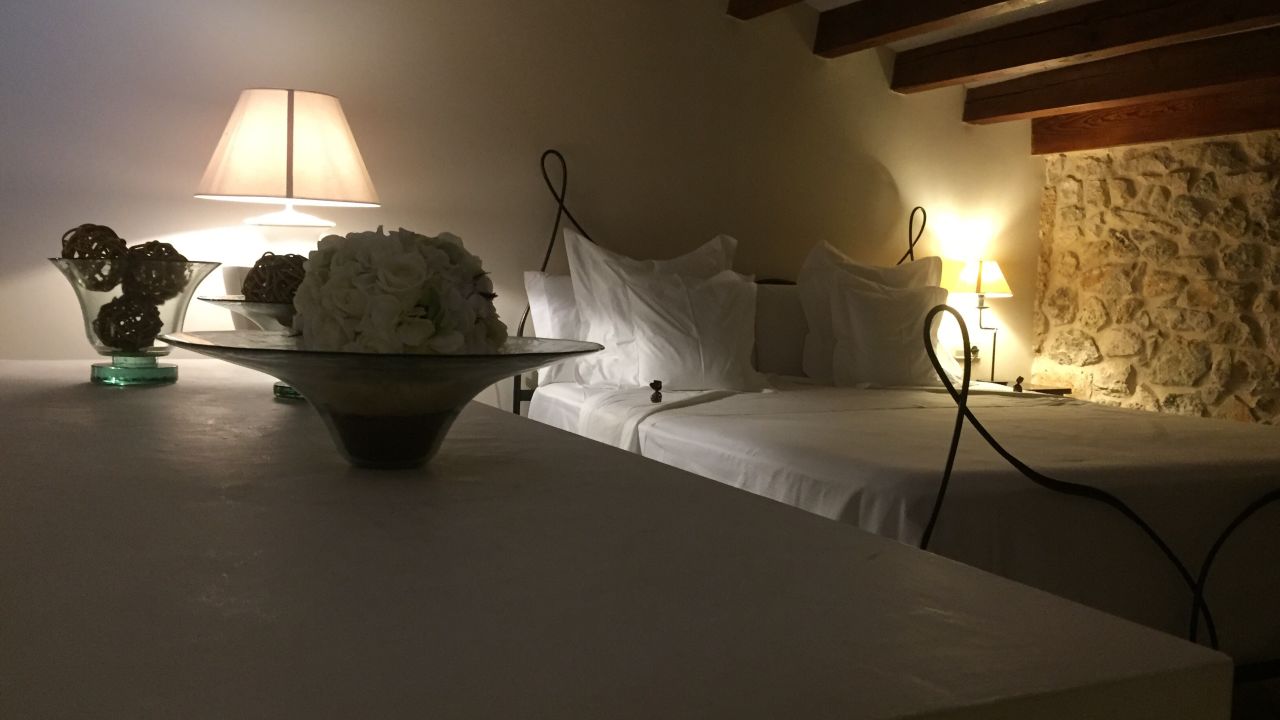 Cas Comte Petit Hotel-Mai 2025
