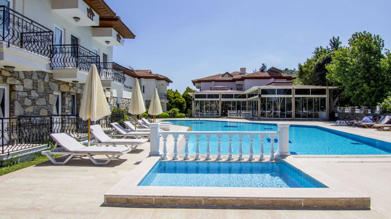 Centara Grand Beach Resort & Villas Hua Hin Hotel-Mai 2024