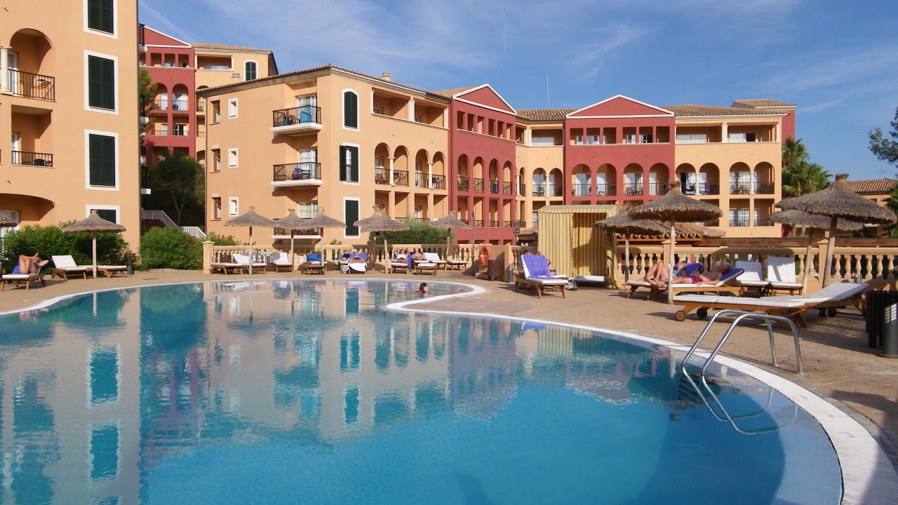 Continental Don Antonio Hotel-April 2025