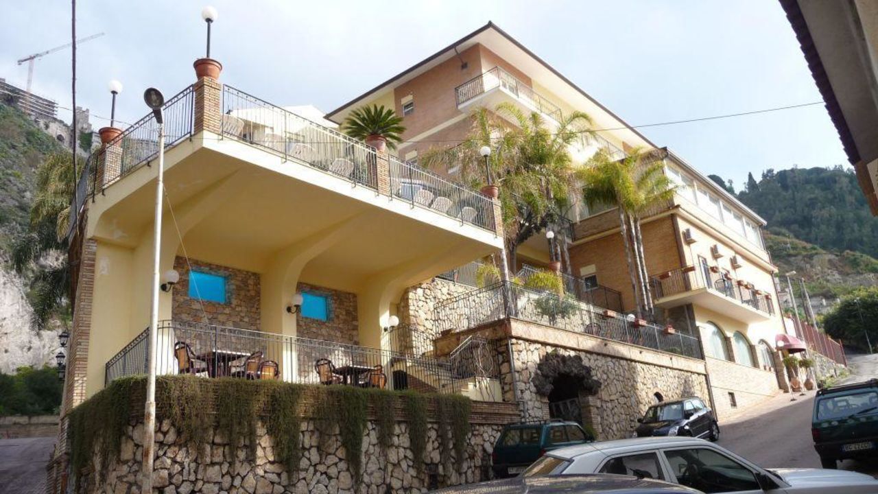 Corallo Hotel-Mai 2025