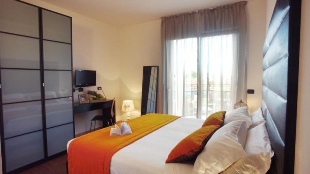 D-Place Aparthotel & Suite-April 2025