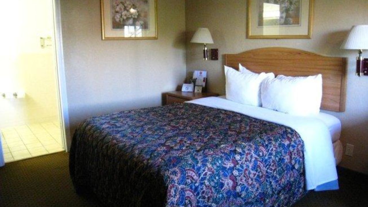 Days Inn San Francisco Downtown Hotel-April 2025