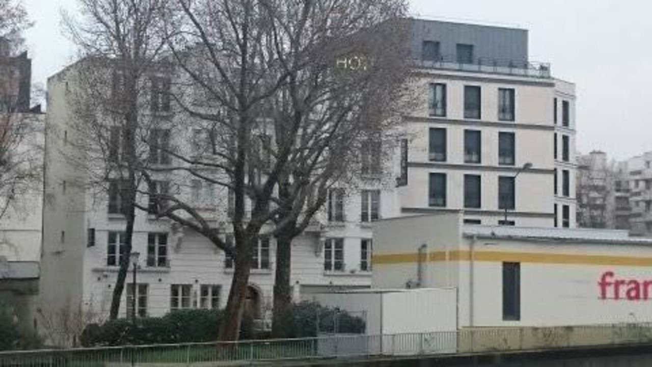 De La Jatte Hotel-Mai 2024