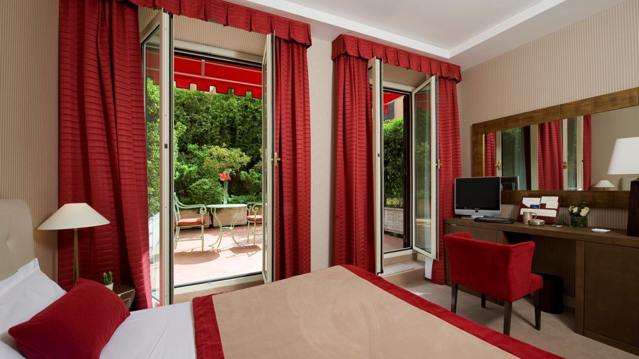 Dei Borgognoni Hotel-April 2025