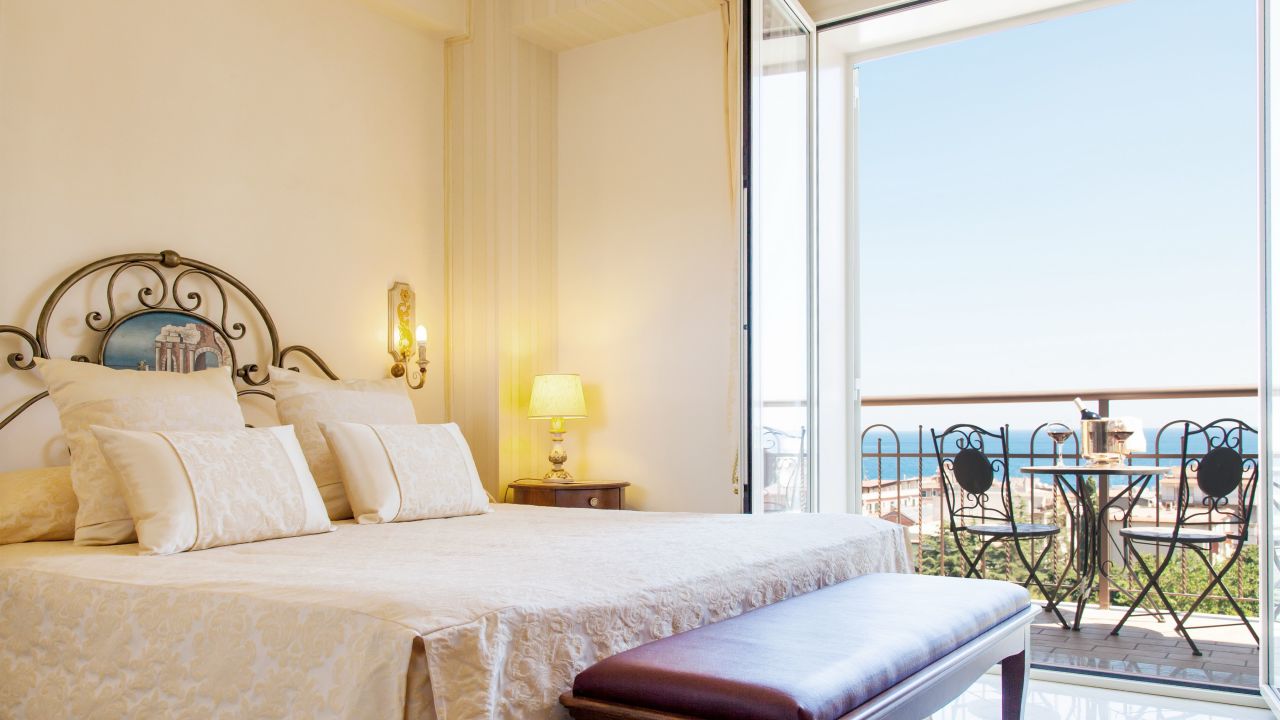 Diamonds Naxos Taormina Hotel-April 2024