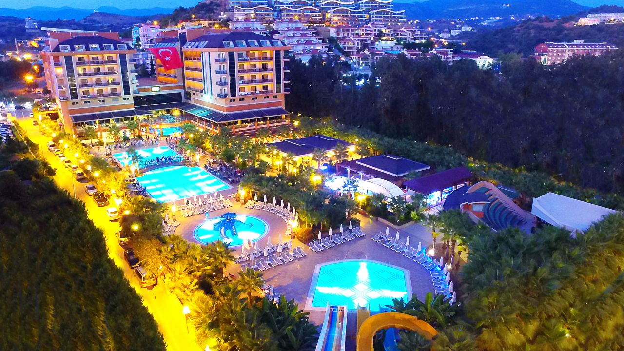 Dizalya Palm Garden Hotel-Juni 2025