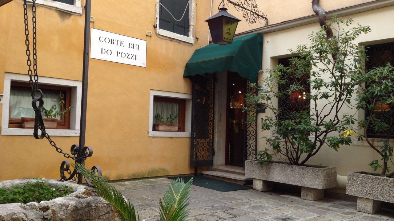 do Pozzi Hotel-April 2025