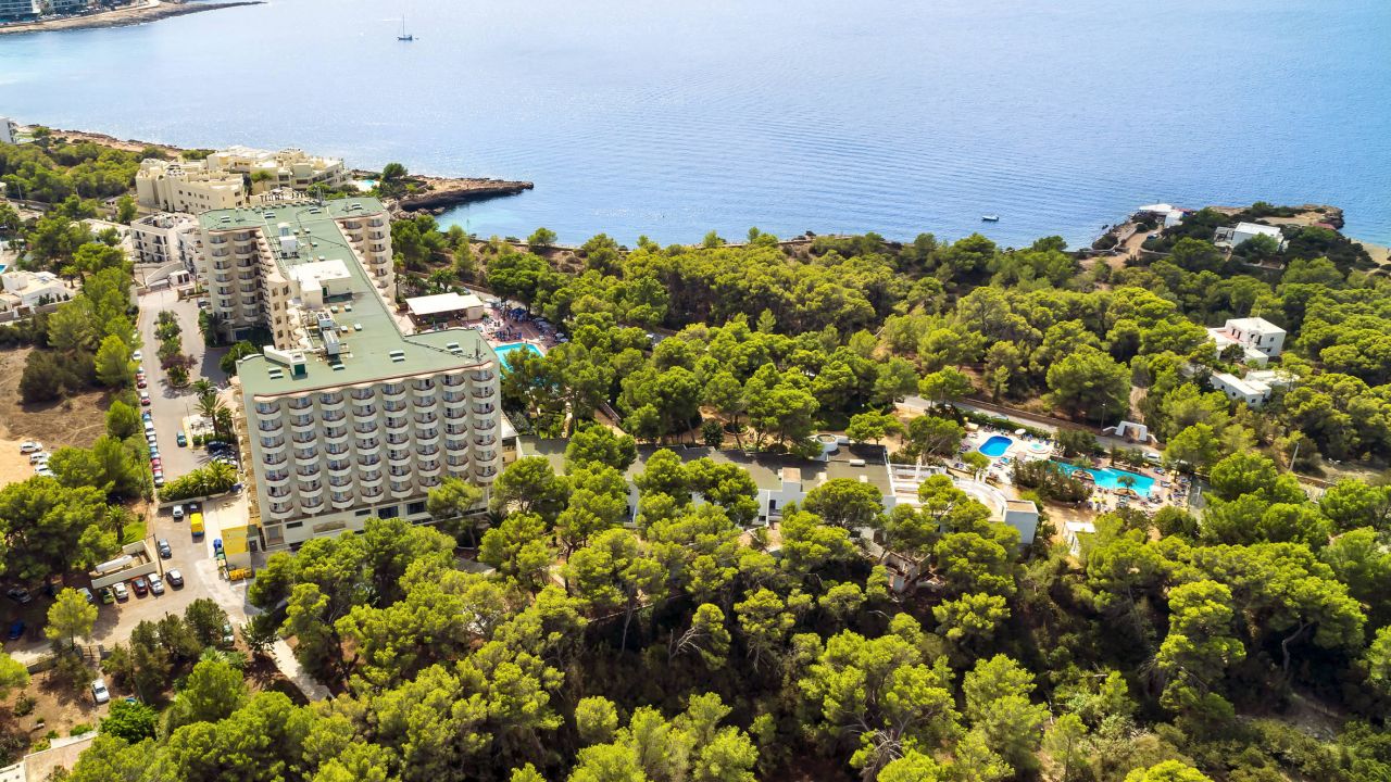 Fiesta Cala Gracio Hotel-April 2025