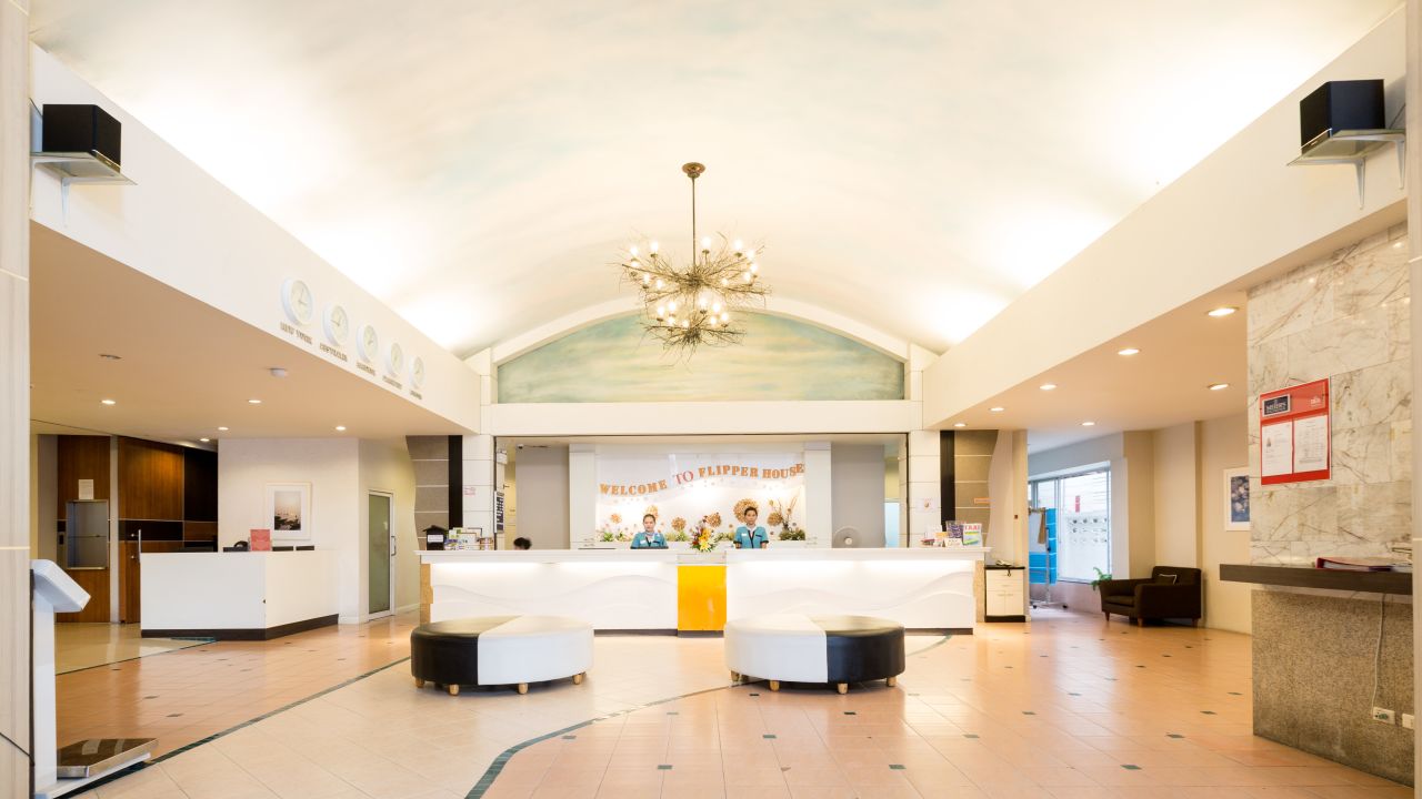 Flipper House Hotel-April 2025