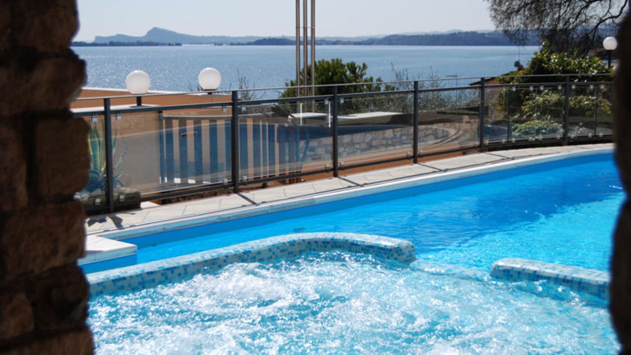 Garda Sol ApartBeauty & SPA Hotel-April 2025