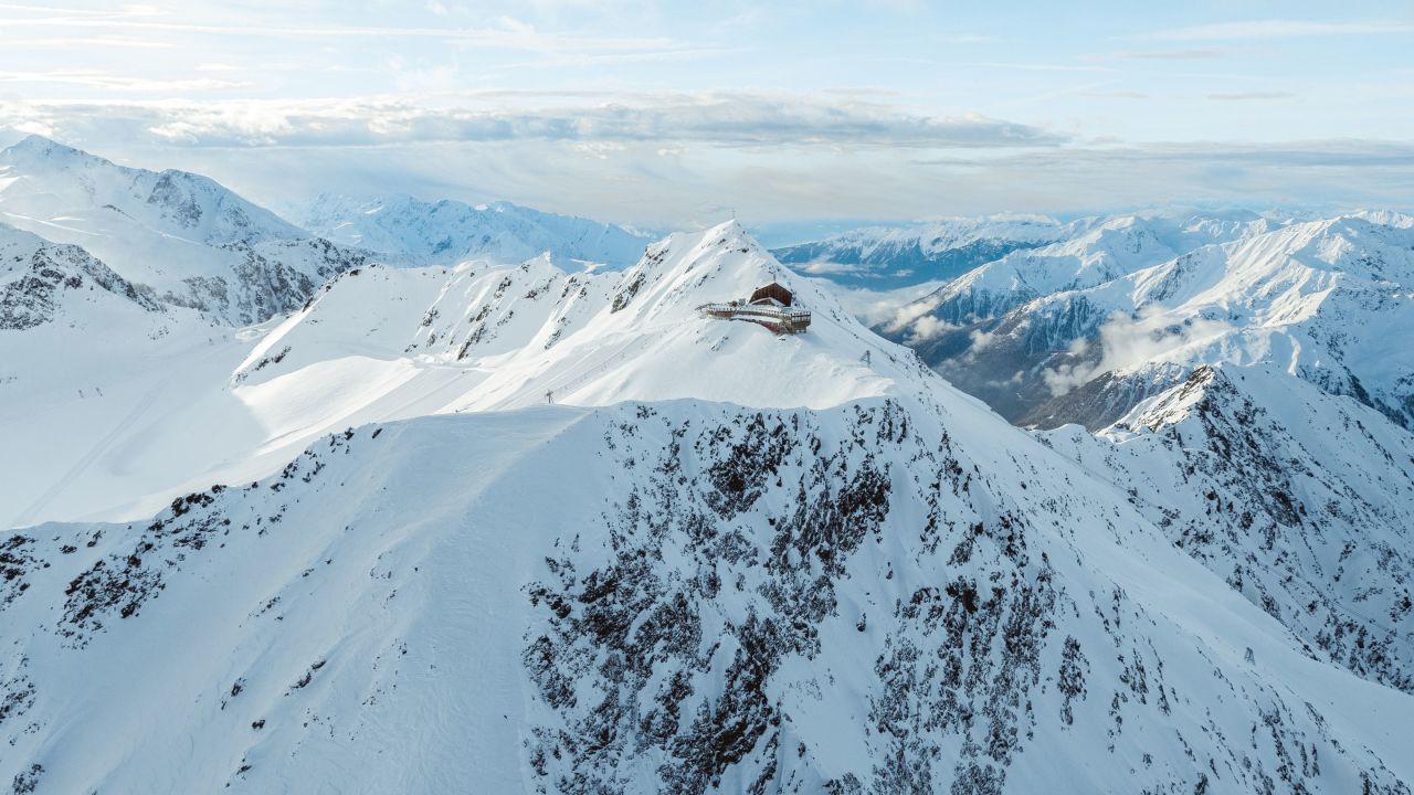 Glacier Grawand Hotel-Juni 2025