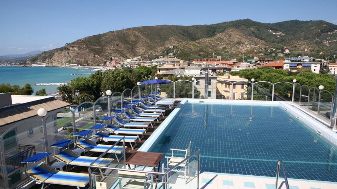 Grande Albergo Hotel-April 2025