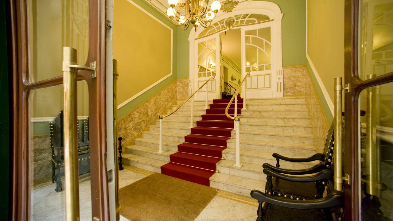Grande de Paris Hotel-April 2025