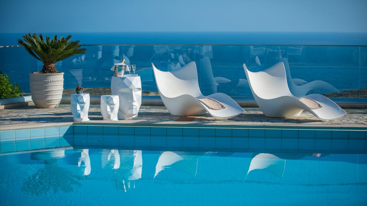 Happy Cretan Suites Hotel-April 2025