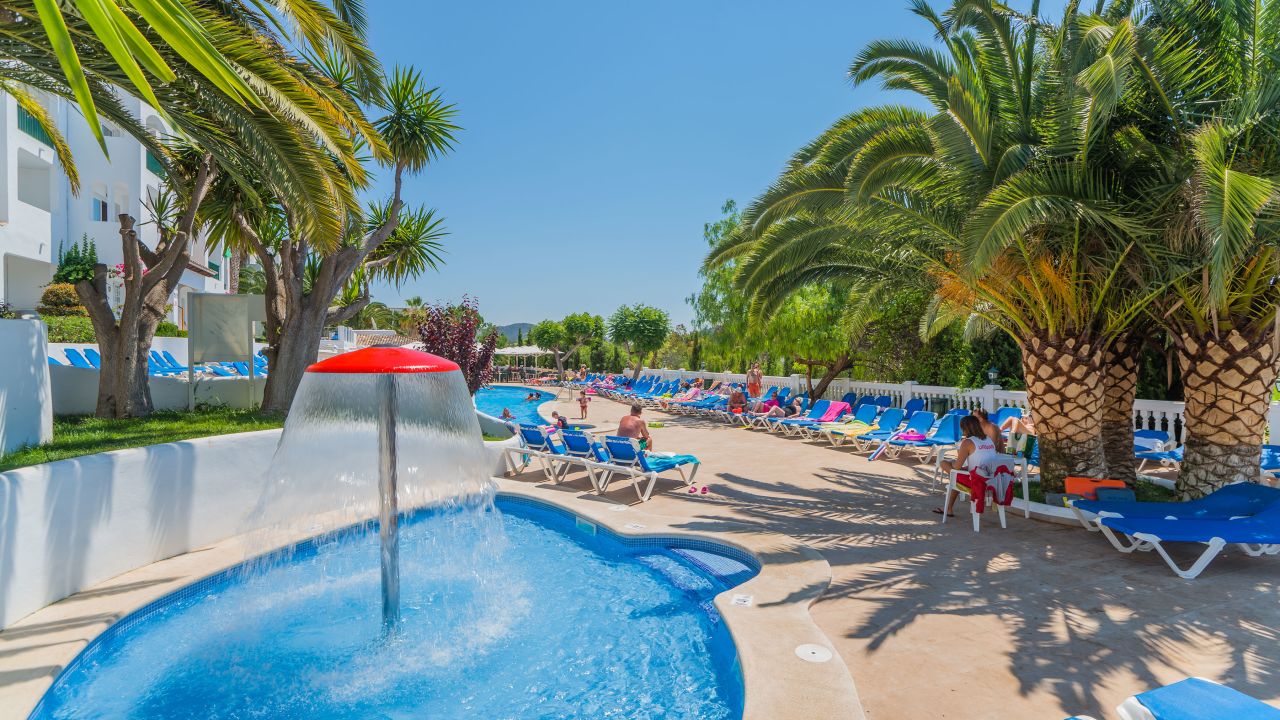 Holiday Center Hotel-April 2025