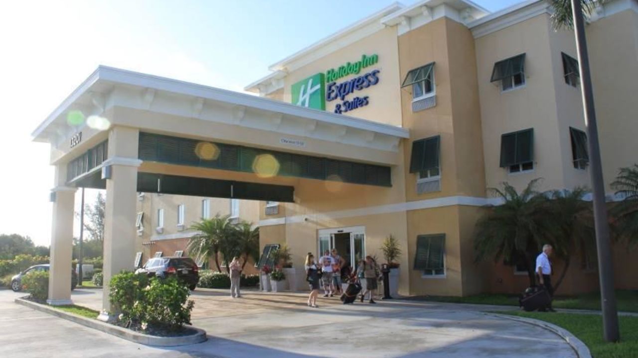 Holiday Inn Express & Suites Marathon Hotel-Mai 2025