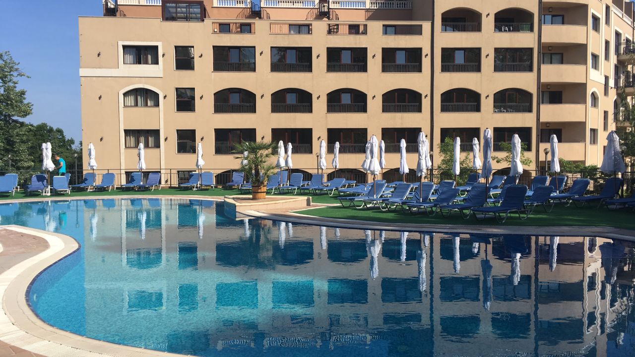Holiday Park Hotel-April 2025