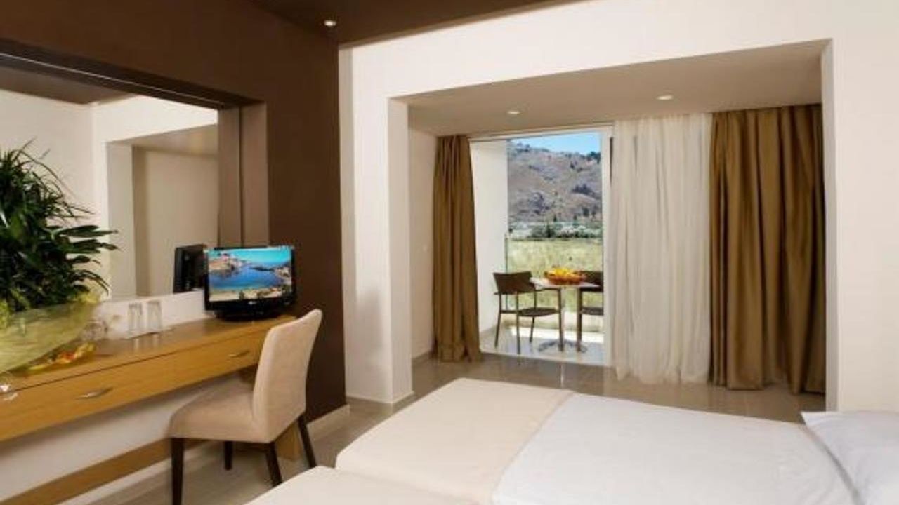 Isla de Cabrera Hotel-April 2025