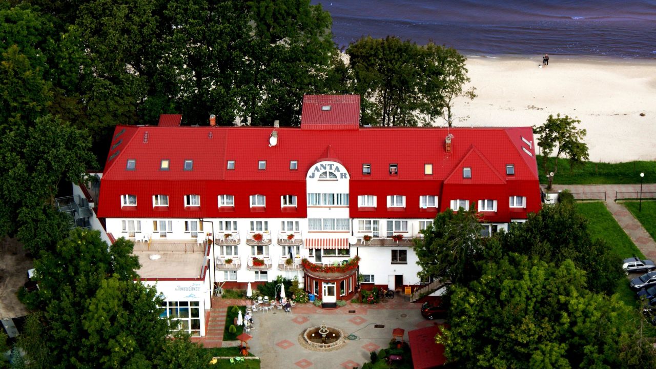 Jantar Hotel-April 2025