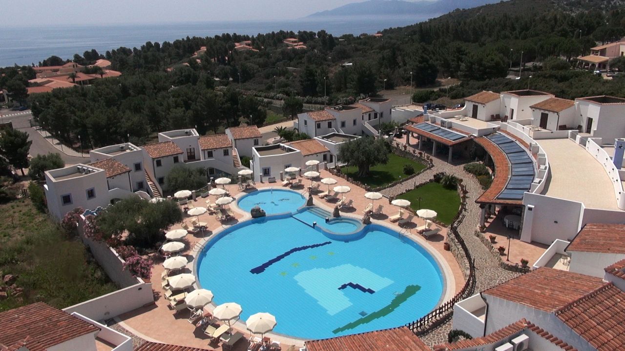 Karinzia Hotel-April 2025