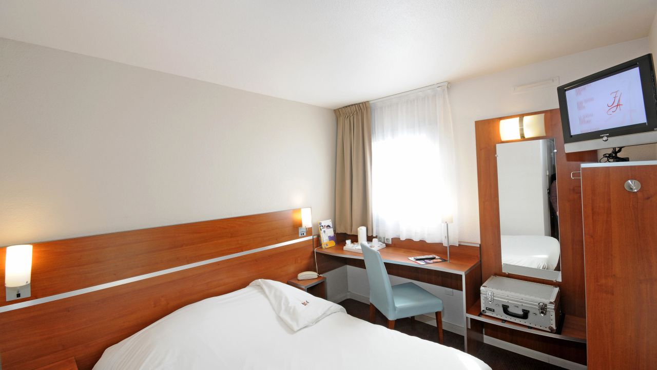 Kyriad Paris Sud - Porte d'Ivry Hotel-Juni 2025