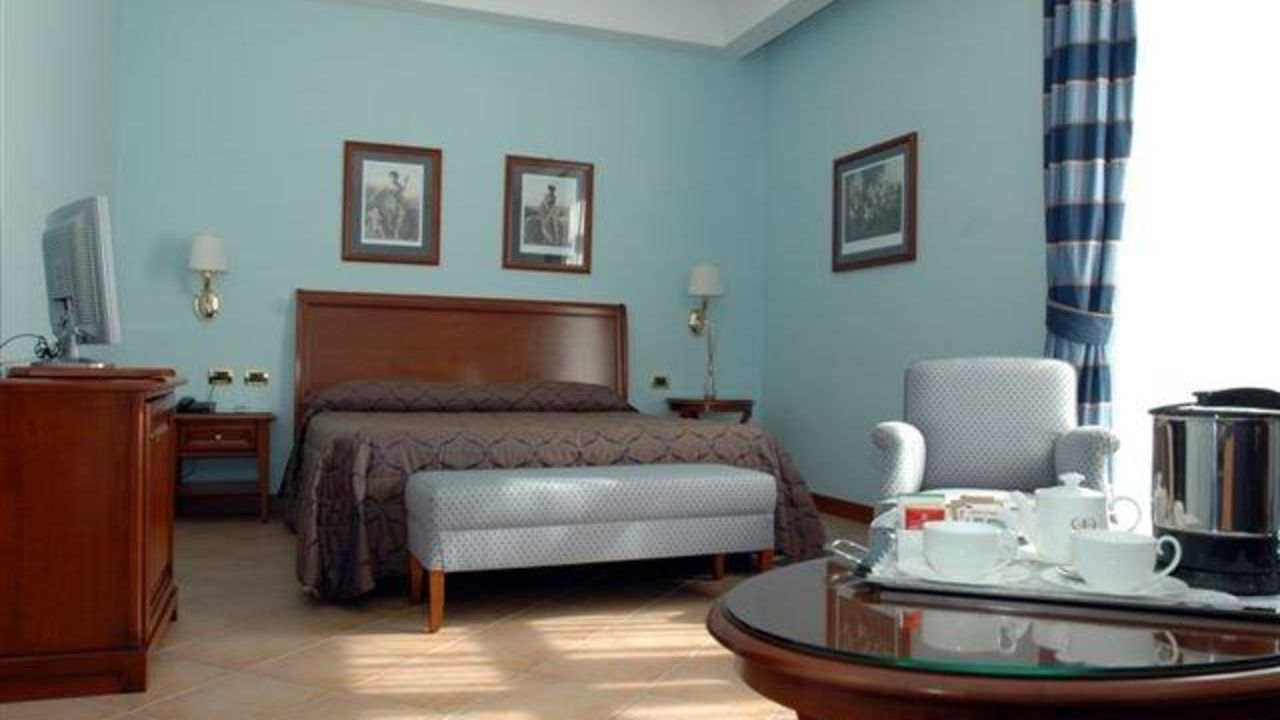 Le Cheminée Business Napoli Hotel-Mai 2025