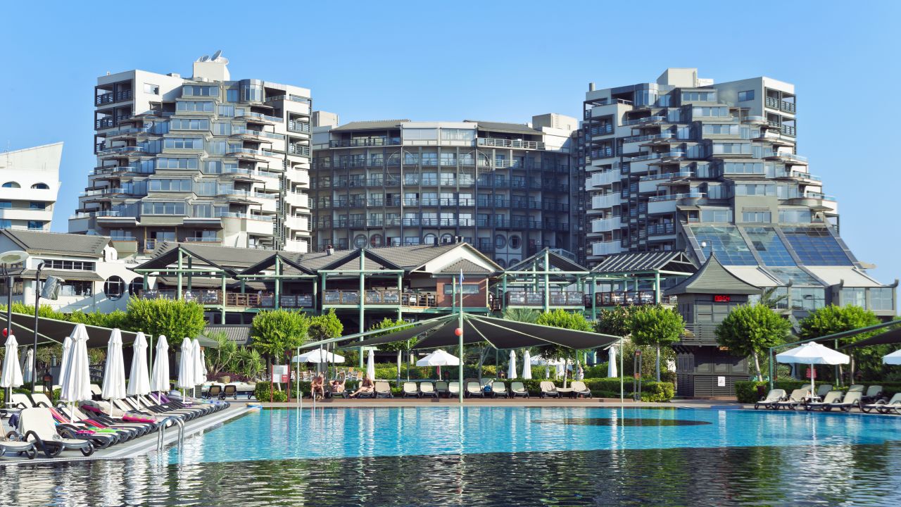 Limak Lara de Luxe Hotel-Juli 2025