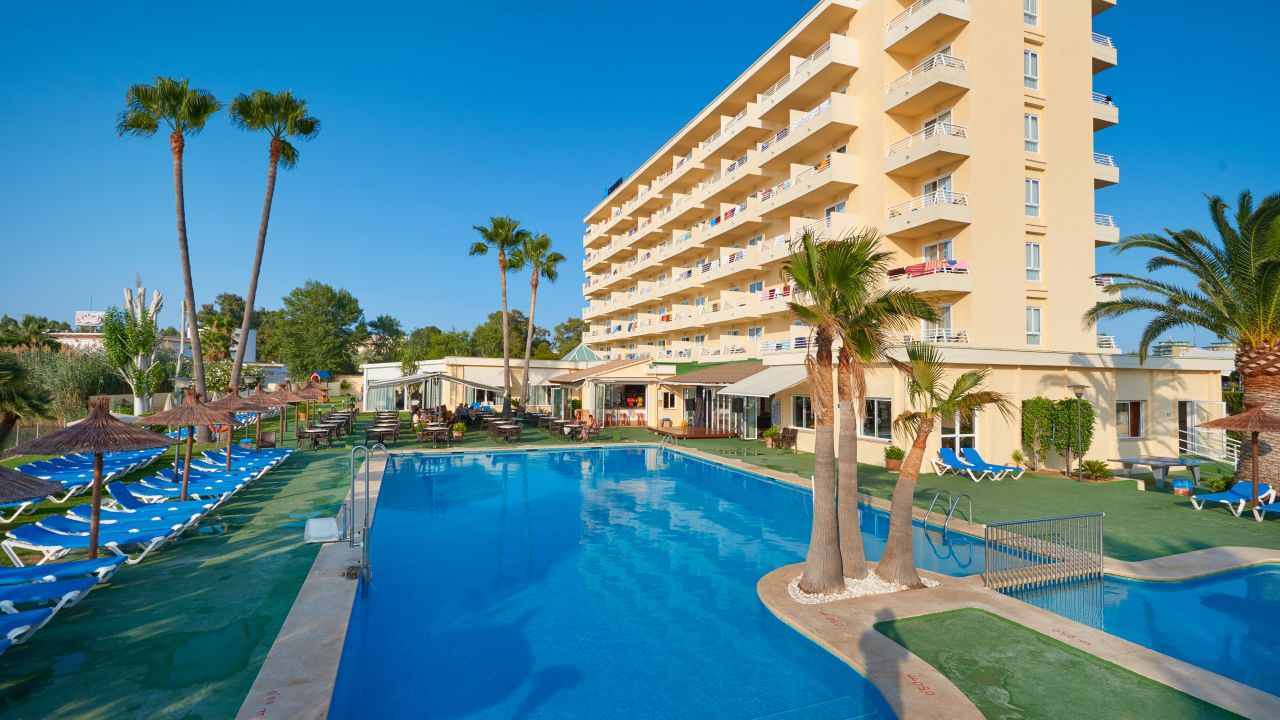 Ljuljak Hotel-Juni 2025
