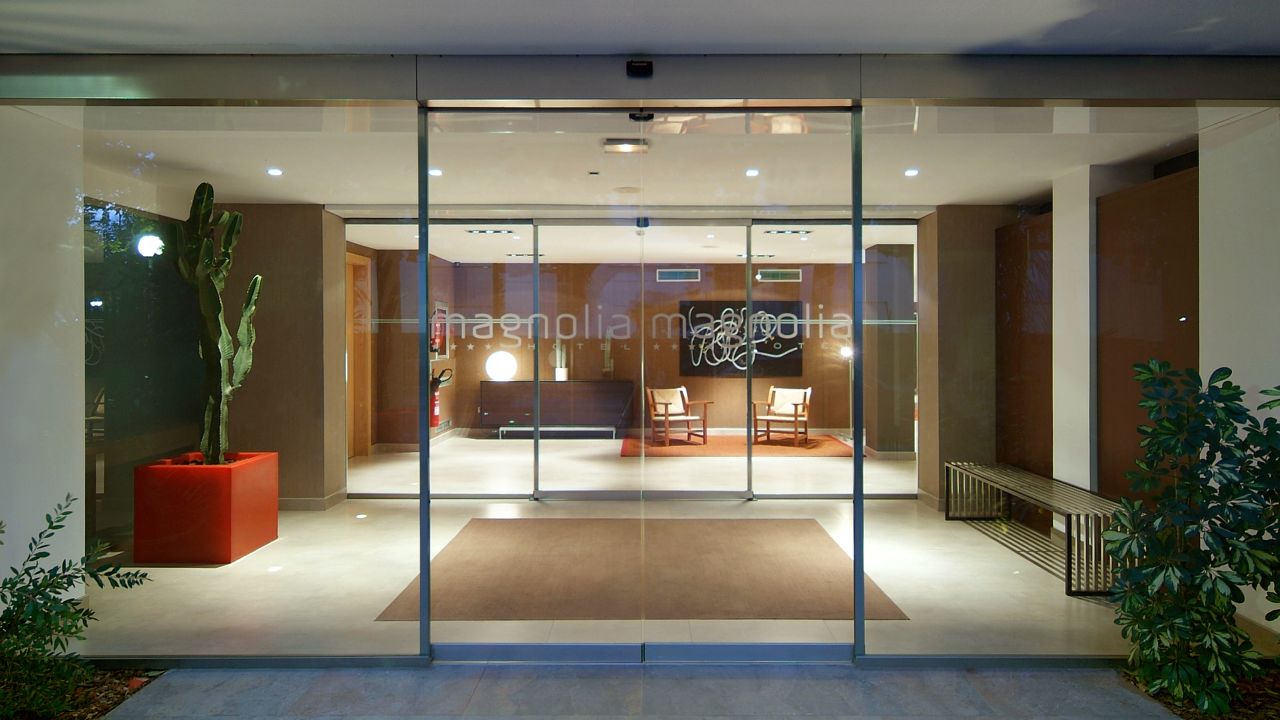 Magnolia Hotel-Juni 2025