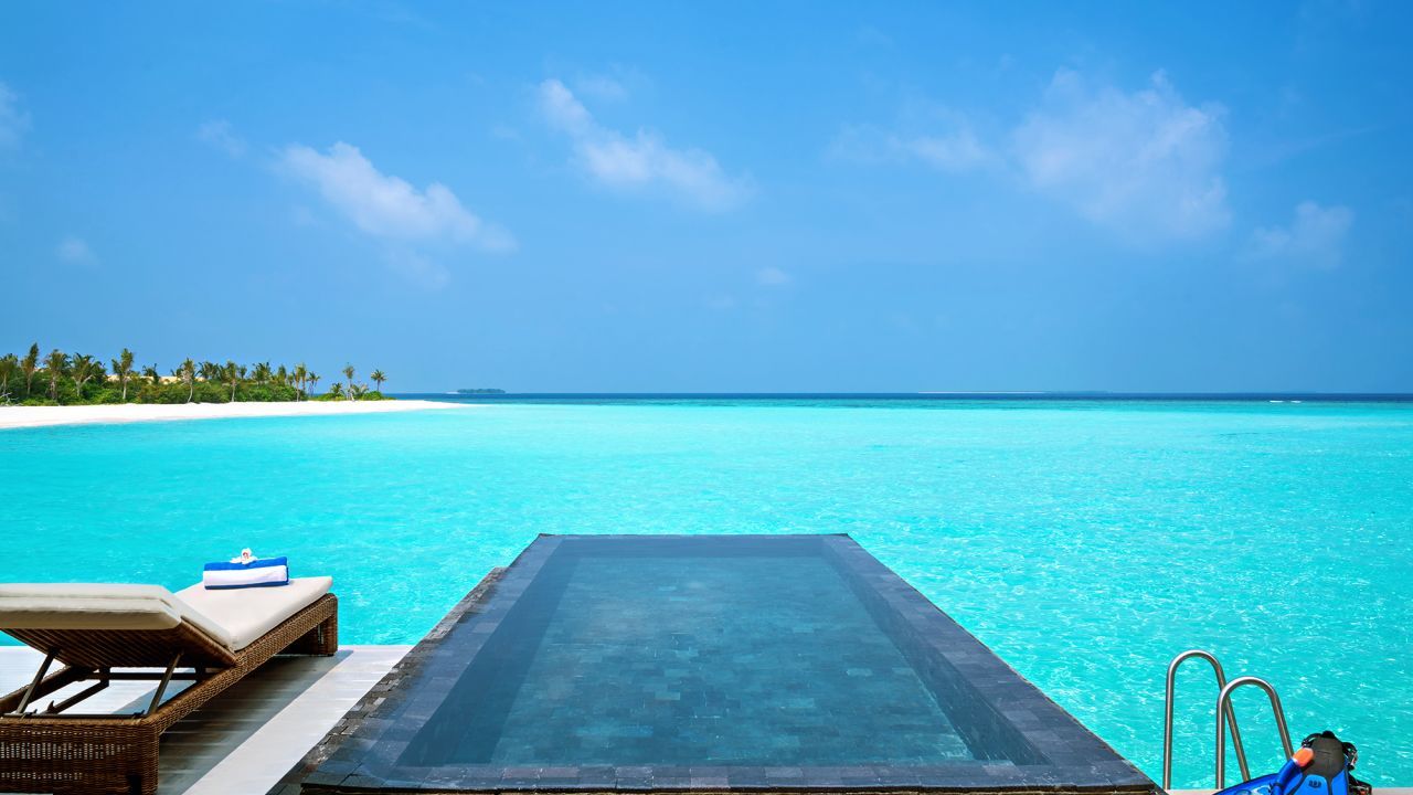 Mövenpick Resort Kuredhivaru Maldives Hotel-Mai 2024