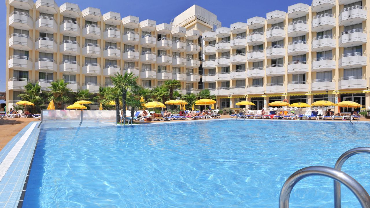 Oasis Tossa Hotel-April 2025
