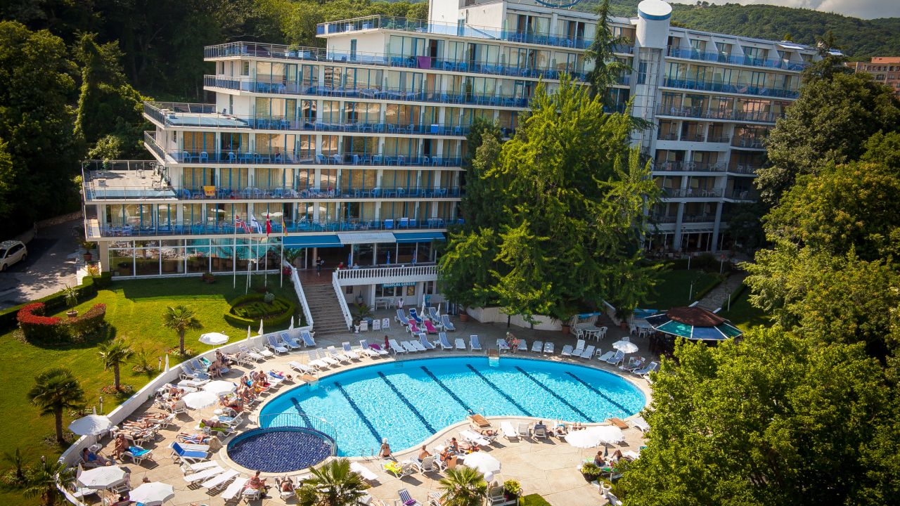 Perla Hotel-Juni 2025