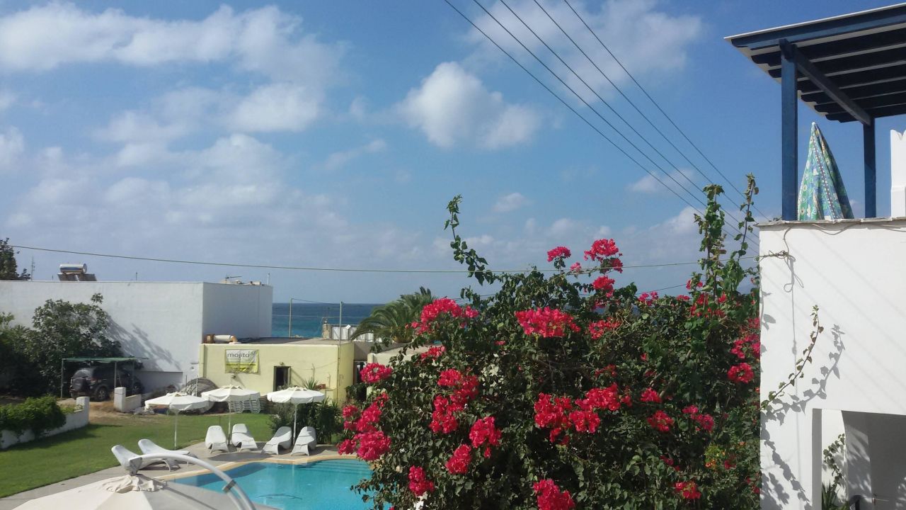 Pyrgos Beach Hotel-Mai 2024