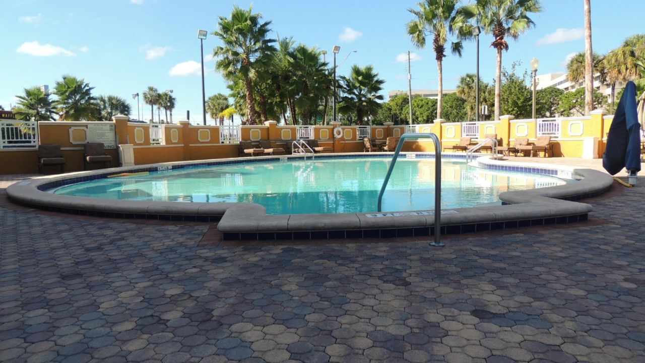 Radisson Orlando Lake Buena Vista Hotel-Mai 2024