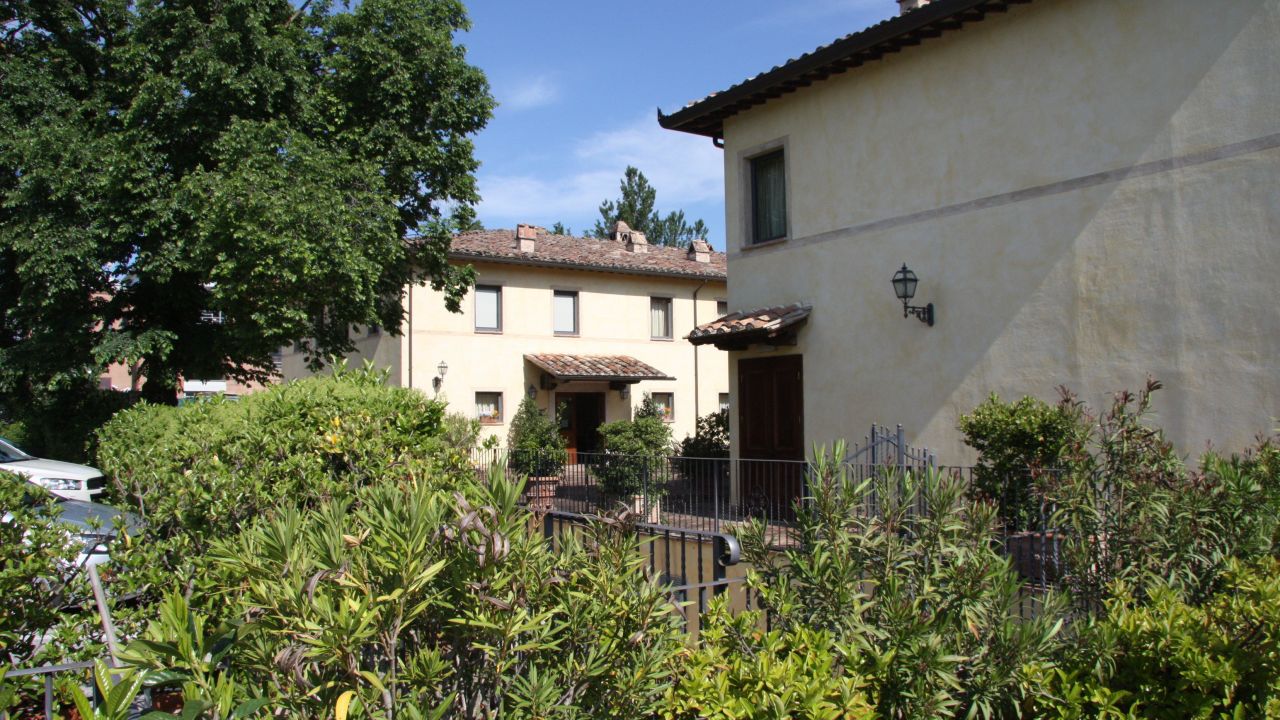 Relais dell'Olmo Hotel-April 2025
