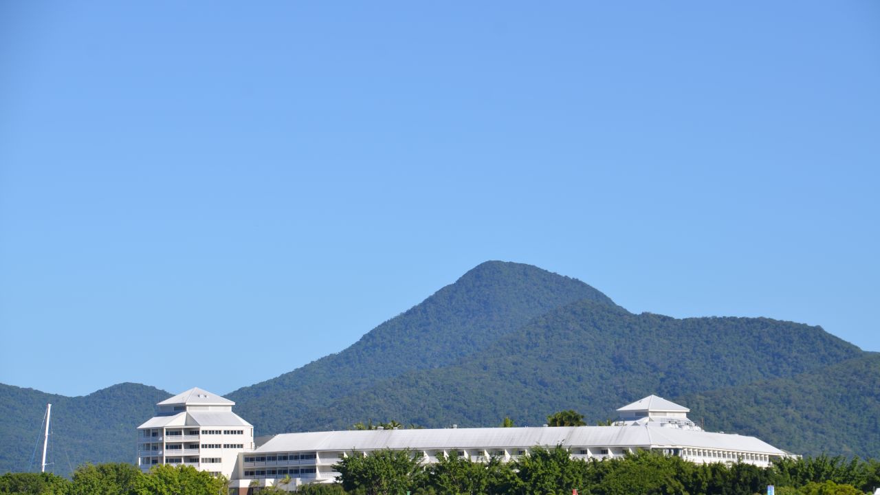Shangri-La The Marina Cairns Hotel-April 2025