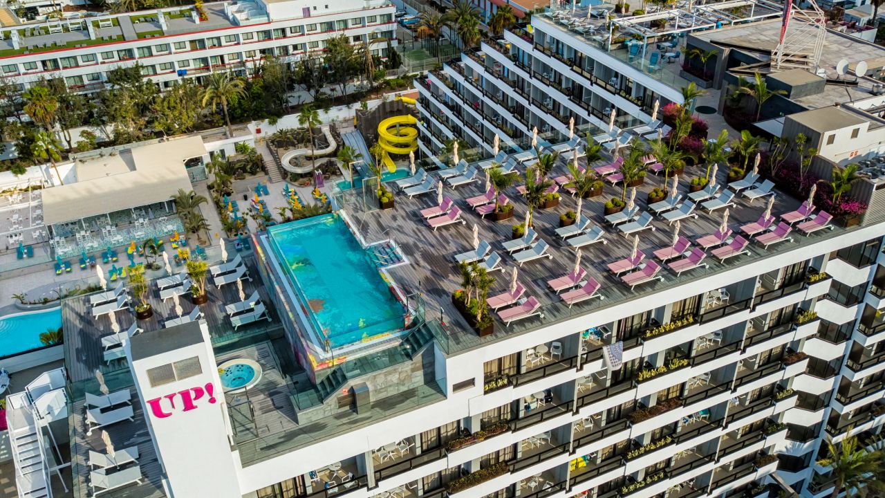 Spring Bitácora Hotel-Juni 2025