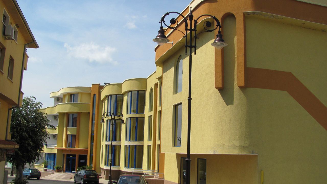 Sveti Vlas Hotel-April 2025